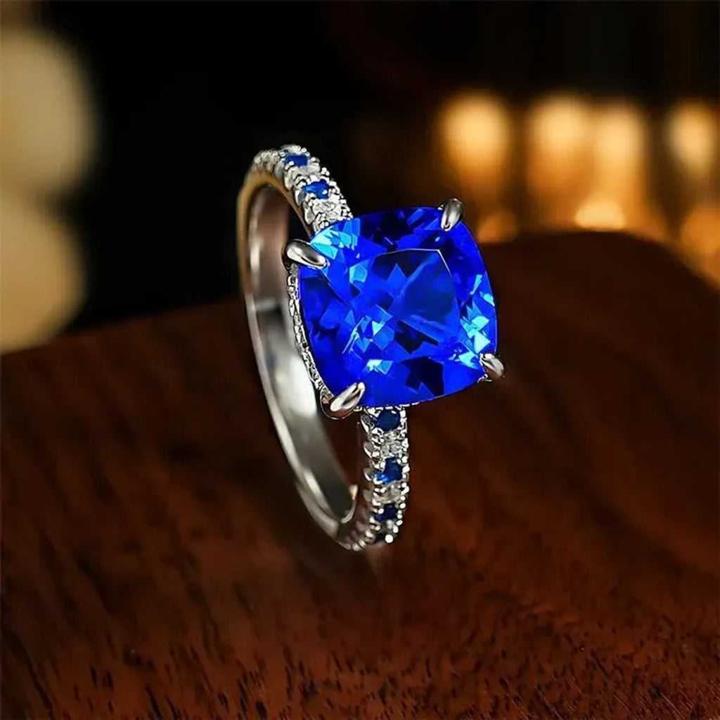 2 Carat Blue Spinel Fluorescent Light-Changing Cornflower Color-Blocking Cushion-Shaped Niche Luxury High-End Open Ring