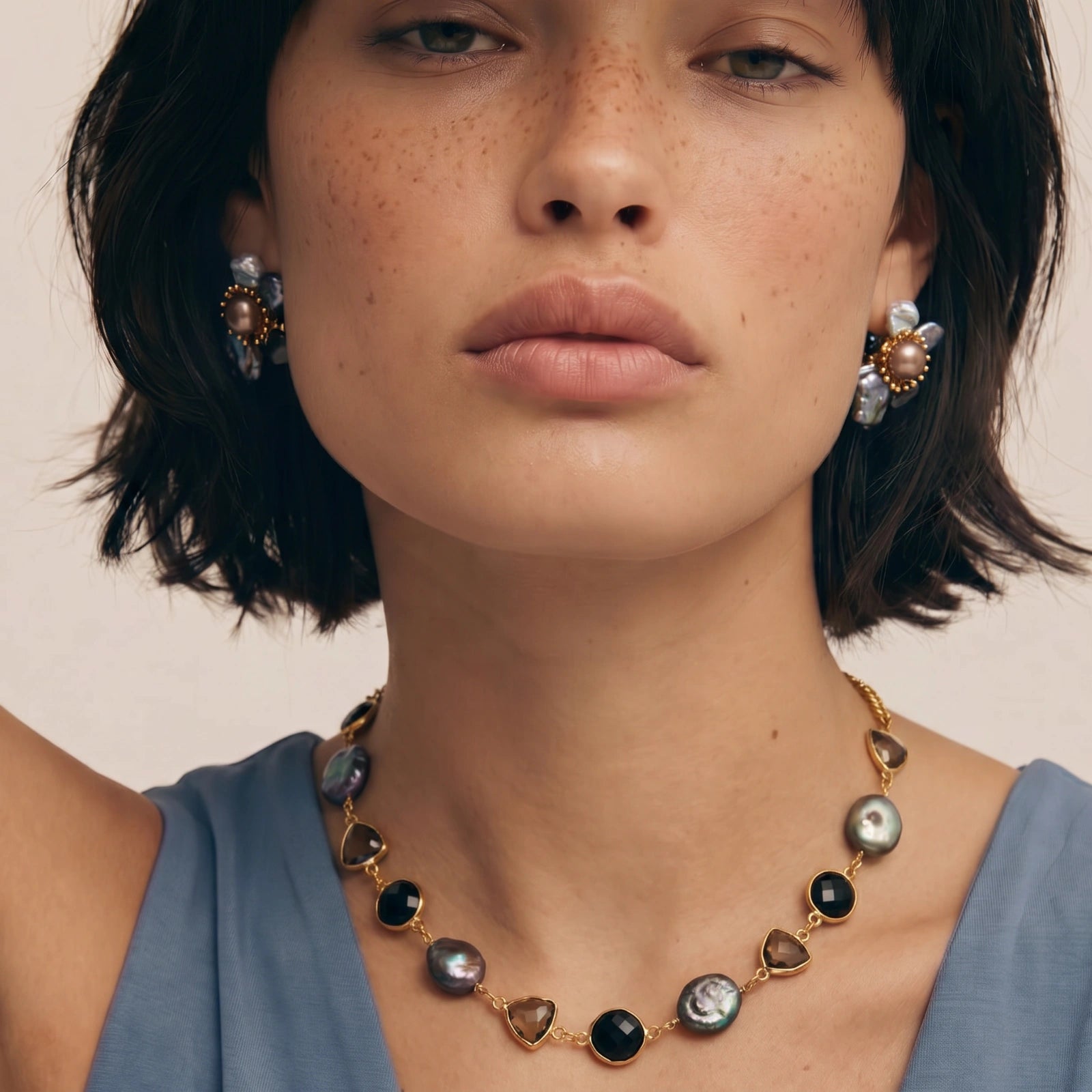 Midnight Bloom Earrings by Linda's Look
