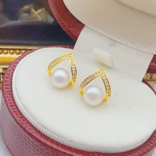 Shishang 18K Gold Freshwater Pearl Stud Earrings