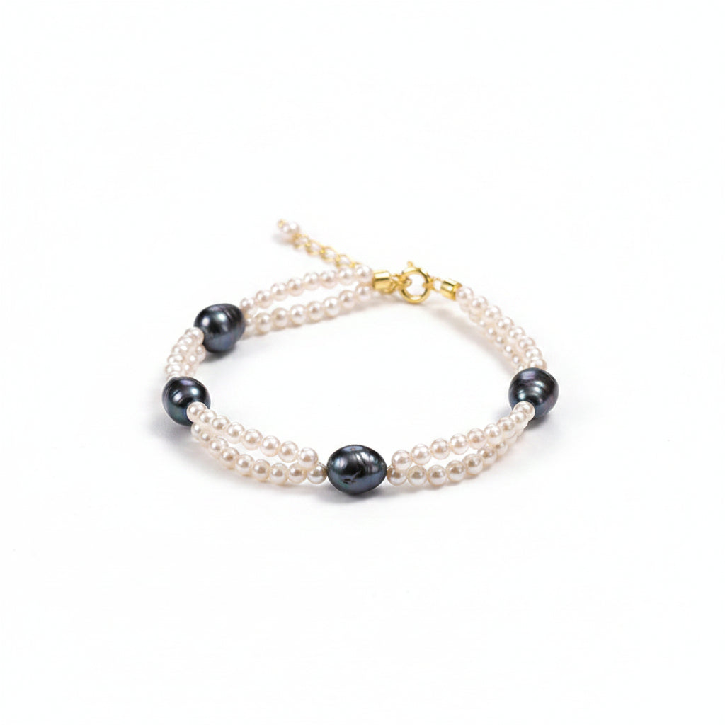 Pearl and black bead 