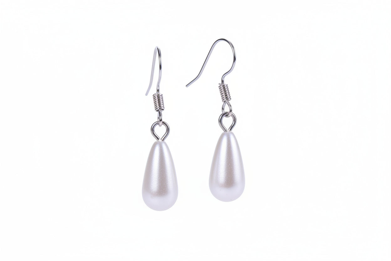 Pearl earrings 