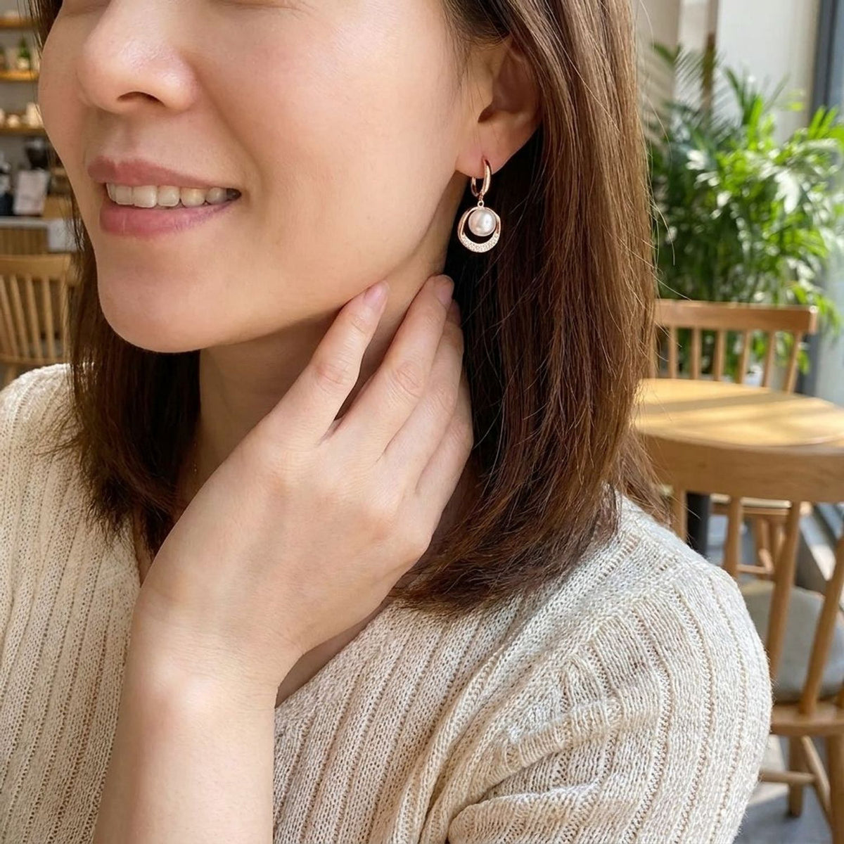 CJDROPSHIPPING — Rose Gold Hoop Earrings - Retro Geometric Copper Jewelry — lifestyle