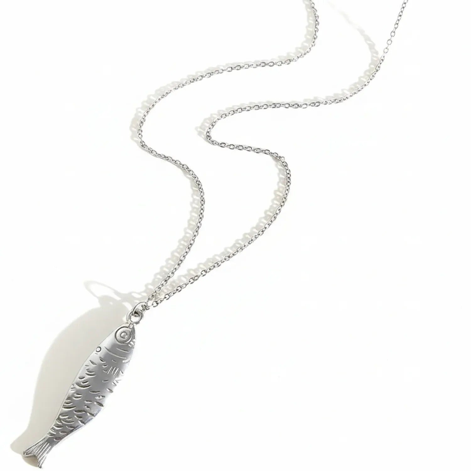 Dopamine Fish & Acrylic Bead Clavicle Necklace