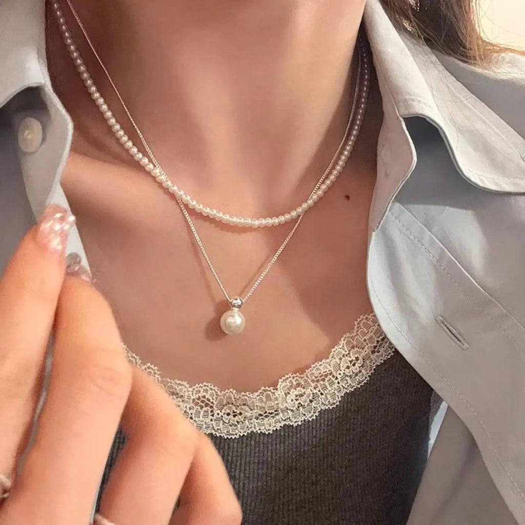 Double-Layer Pearl Clavicle Necklace – Light Luxury Minimalist Design