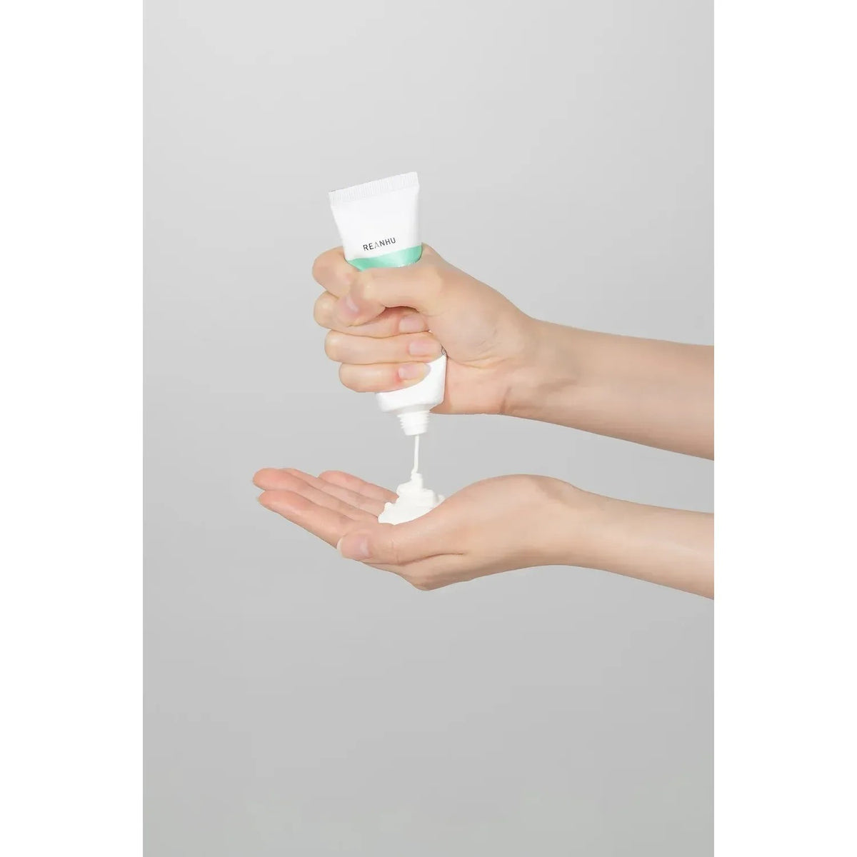 Dr.petit — [Dr.petit] Reanhu Exosome-Cica Calming Sunscreen 50ml