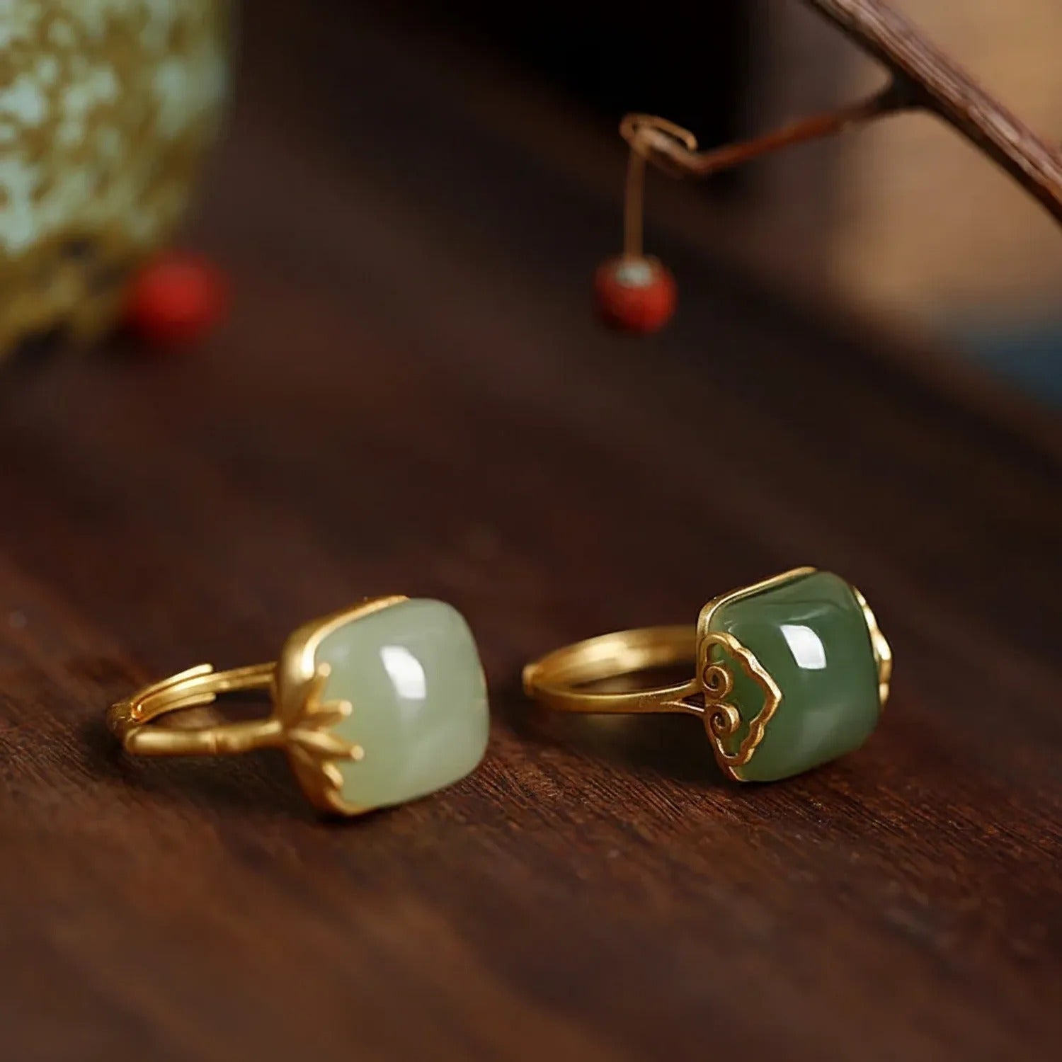 Emerald Green Chalcedony Adjustable Ring — Vintage Niche