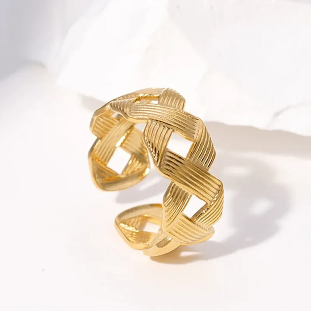 European And American Cross-Border Titanium Steel Ring For Women Leaf Heart Shape Niche Simple Non-Fading Open Stainless Steel Ring Wholesale