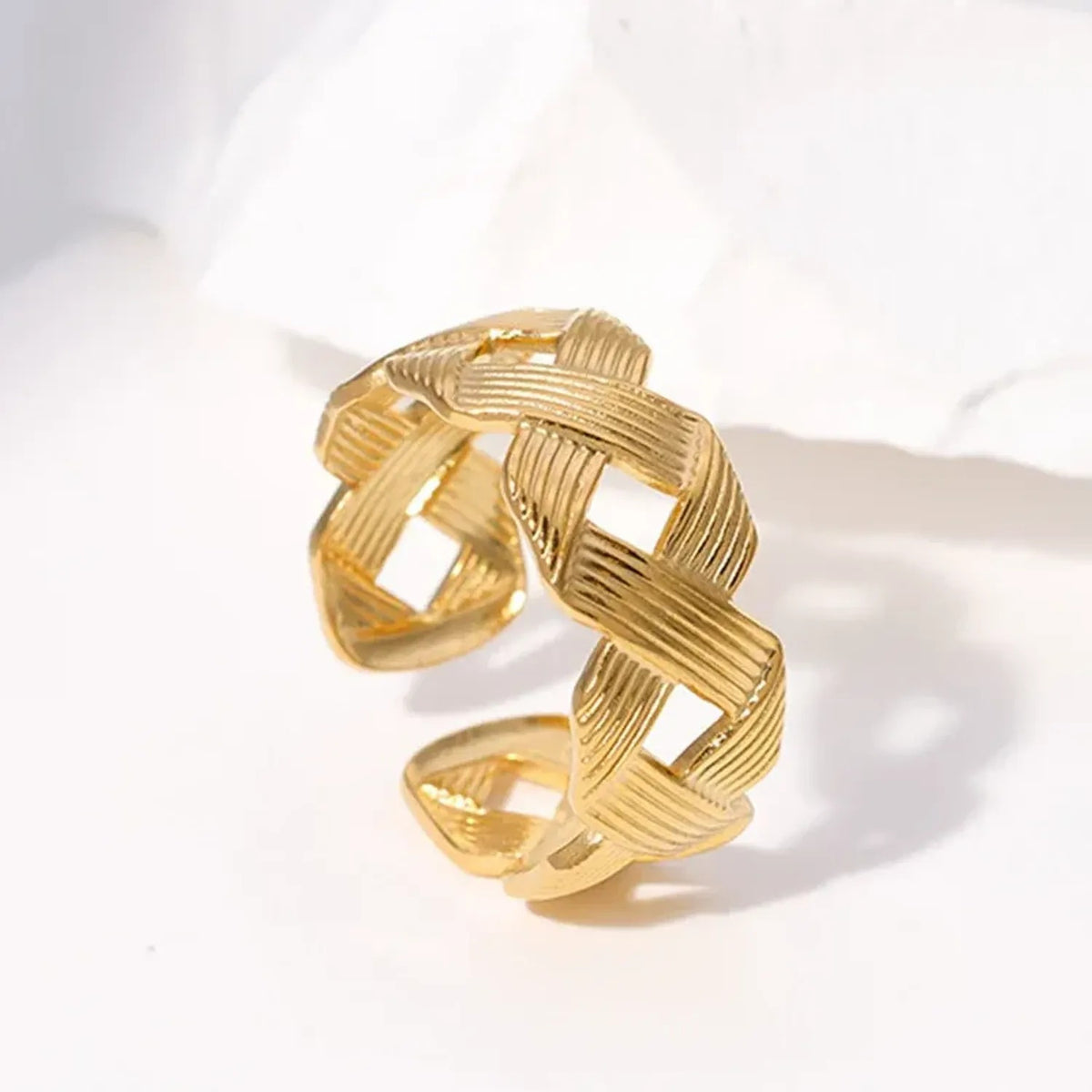 European And American Cross-Border Titanium Steel Ring For Women Leaf Heart Shape Niche Simple Non-Fading Open Stainless Steel Ring Wholesale
