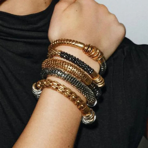 Fashionable Elegant Mixed-color Metal Bracelet Set