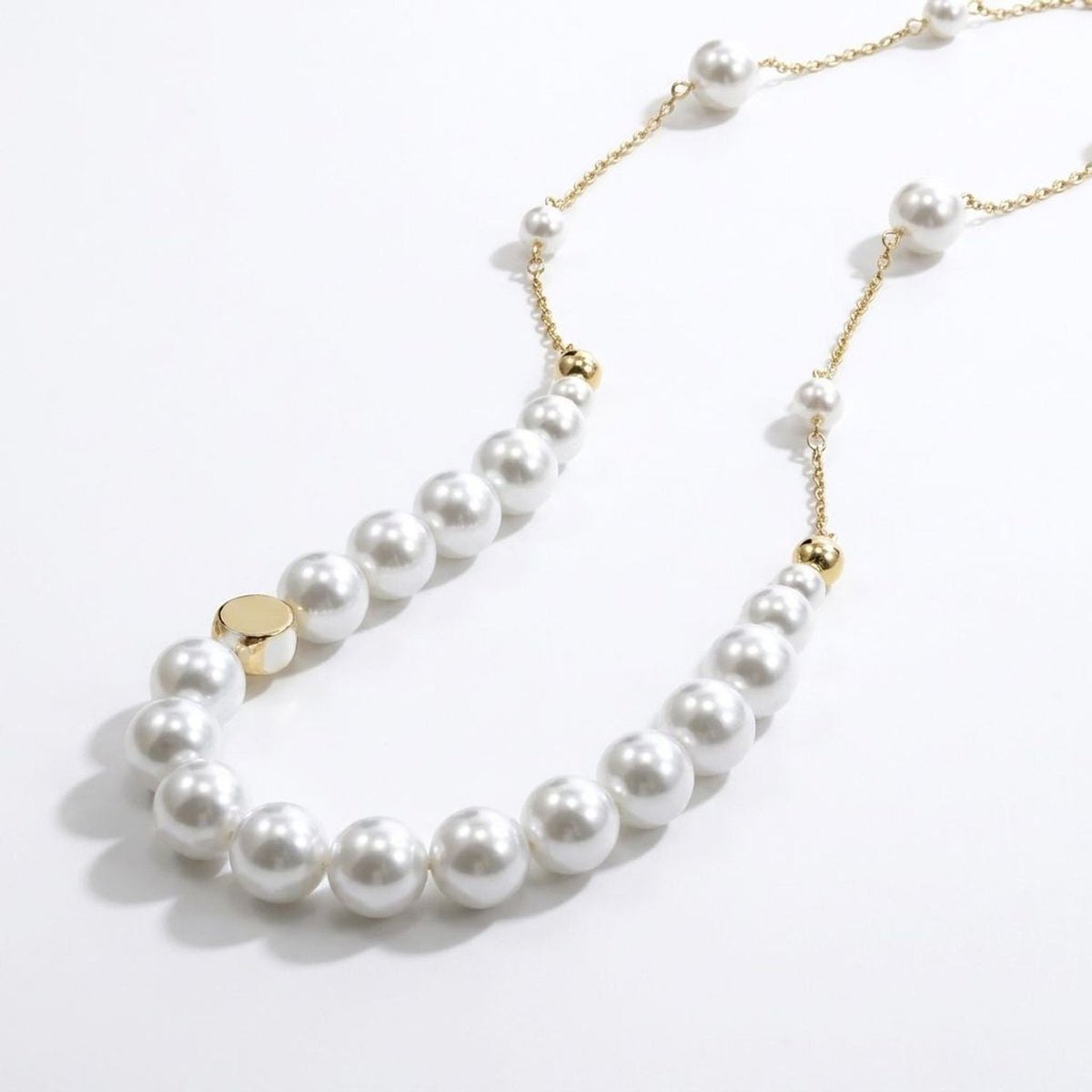 French Retro Faux Pearl Gold Chain Necklace for Women, 41-50cm — lifestyle