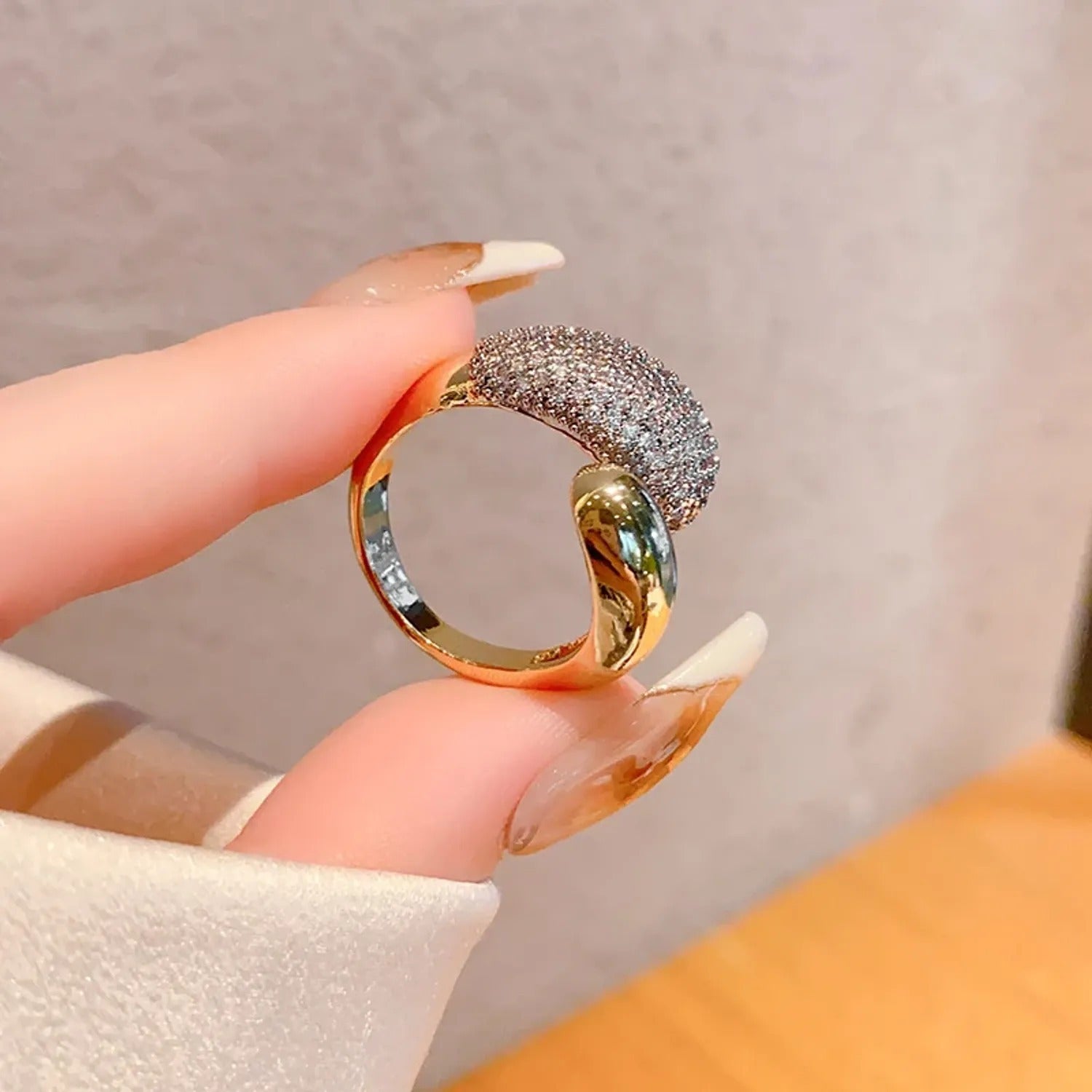 Fully Diamond Zircon Open Ring — Korean Light Luxury