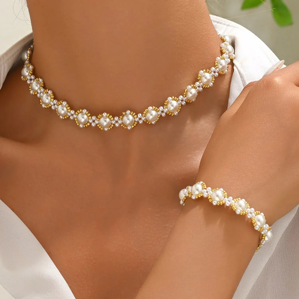 Geometric Beaded Necklace – European-American Style