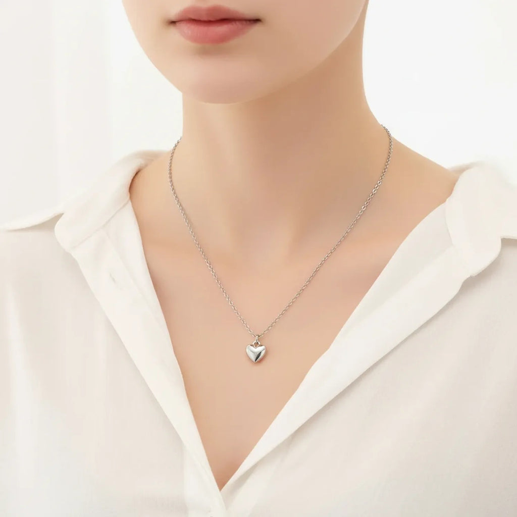 Heart-Shaped Polished Pendant Clavicle Necklace