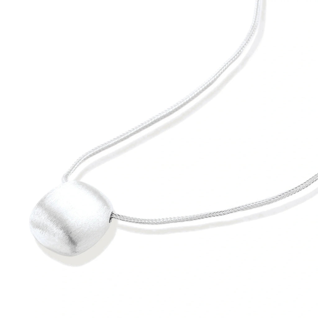 Linda's Look — Brushed Silver Disc Necklace by Linda's Look
