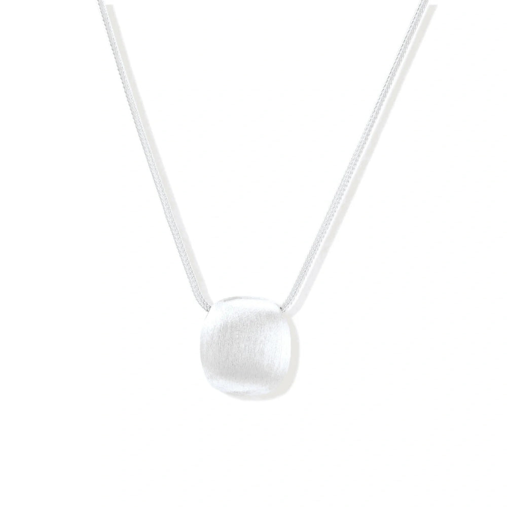 Linda's Look — Brushed Silver Disc Necklace by Linda's Look