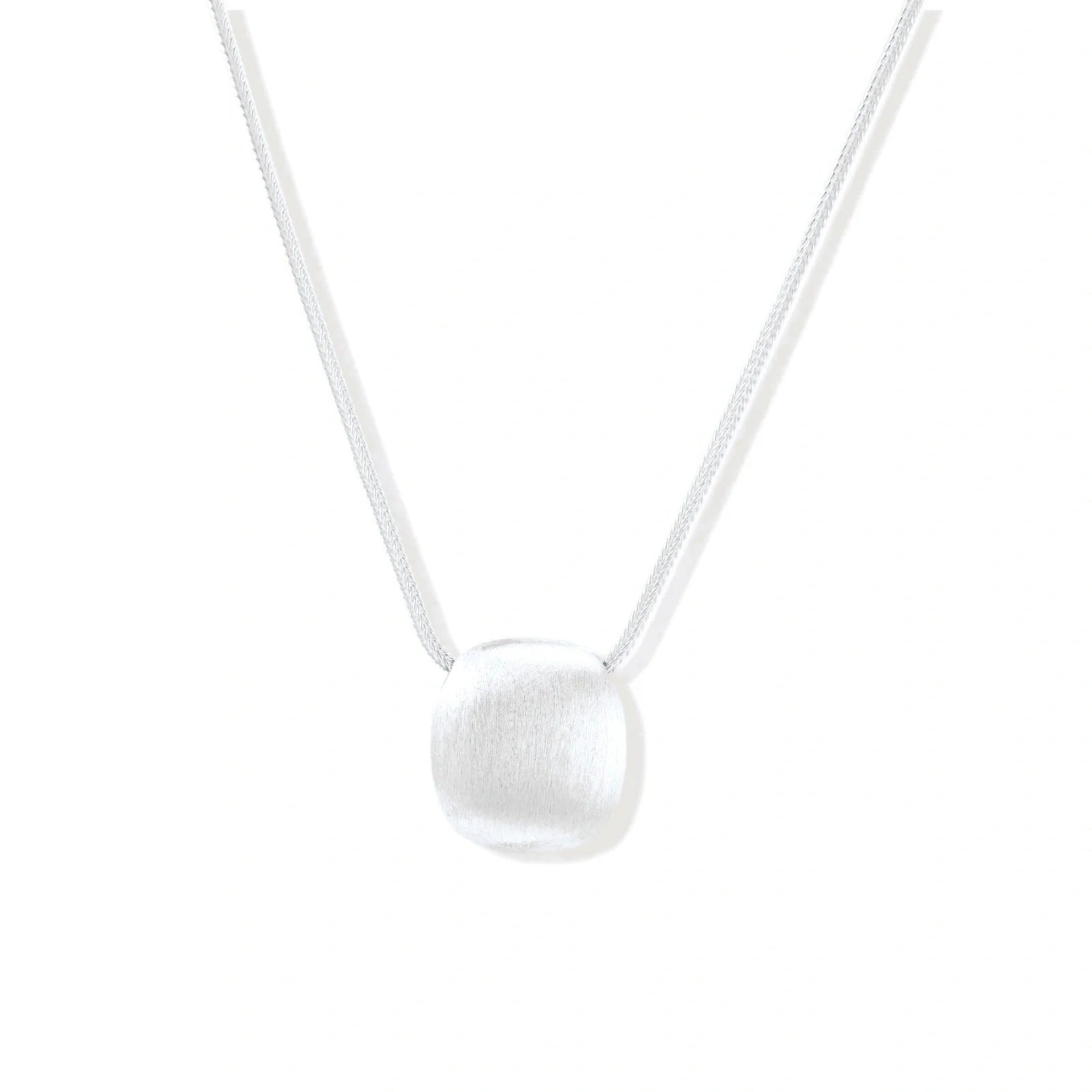 Linda's Look — Brushed Silver Disc Necklace by Linda's Look
