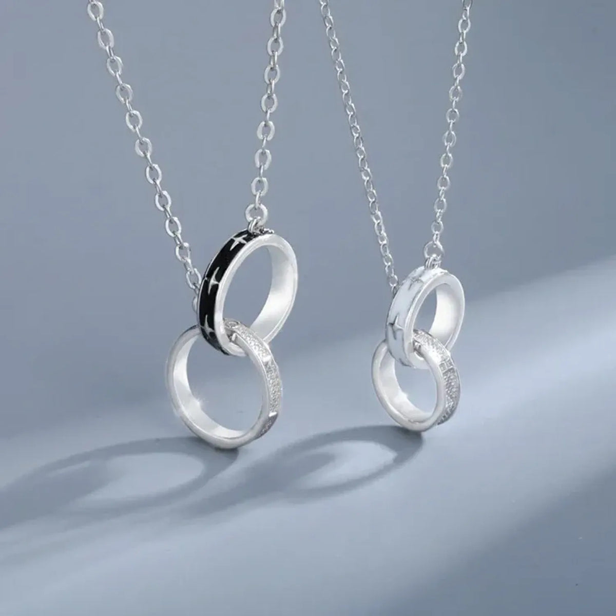 Linda's Look Interlocking Rings Couples Necklace, His and Hers Pair
