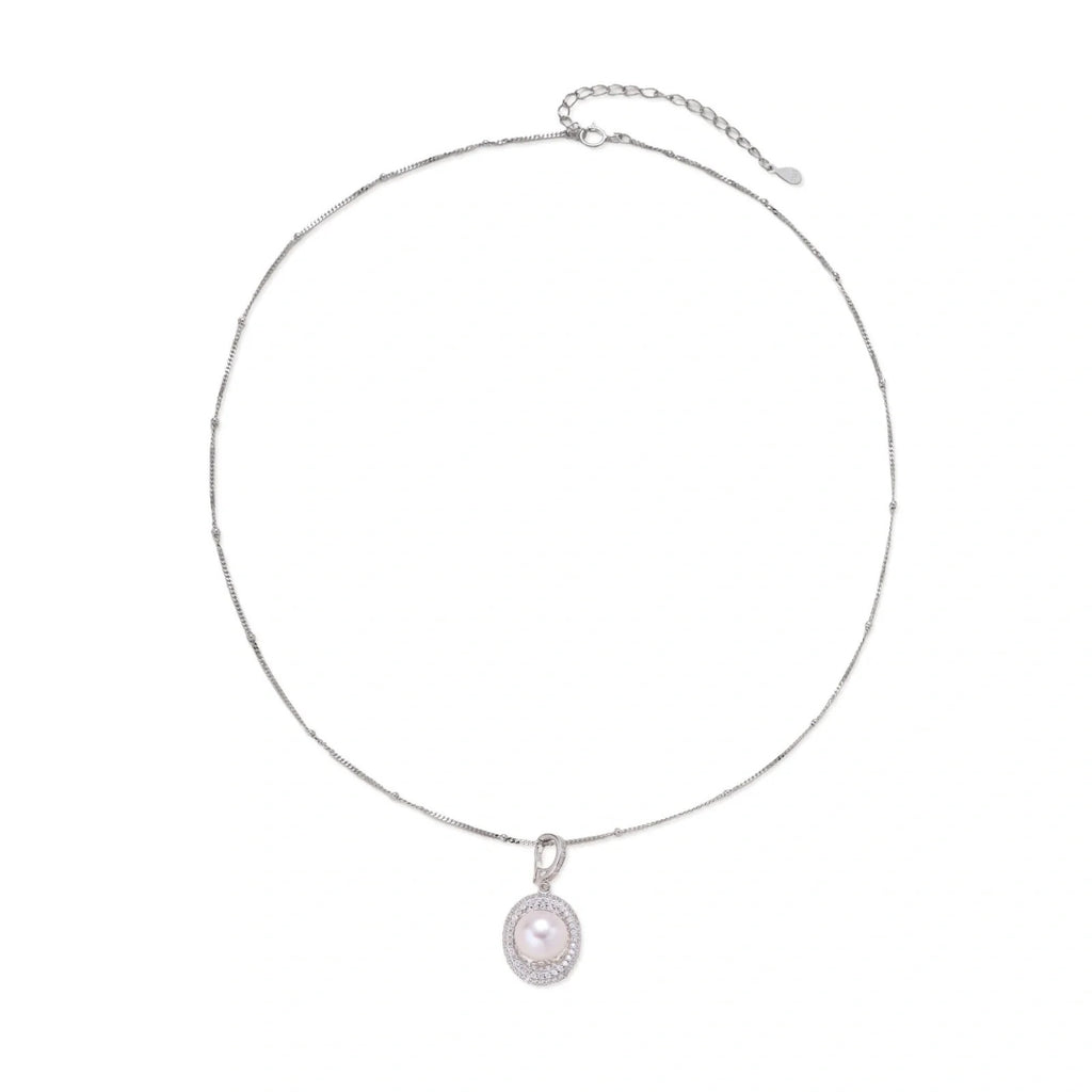 Linda's Look — Pearl Halo Necklace by Linda's Look