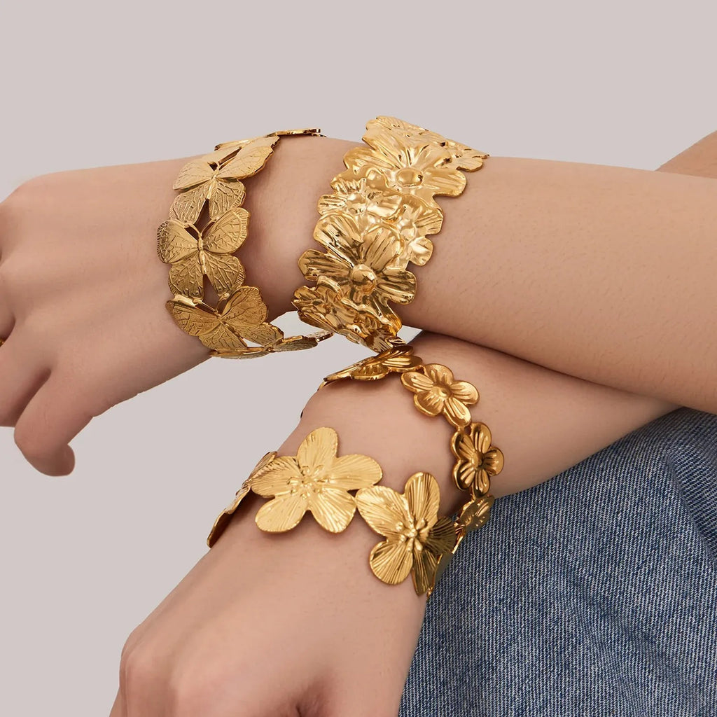 Mili Hollow Flower & Butterfly Open Bracelet — 18K PVD Gold