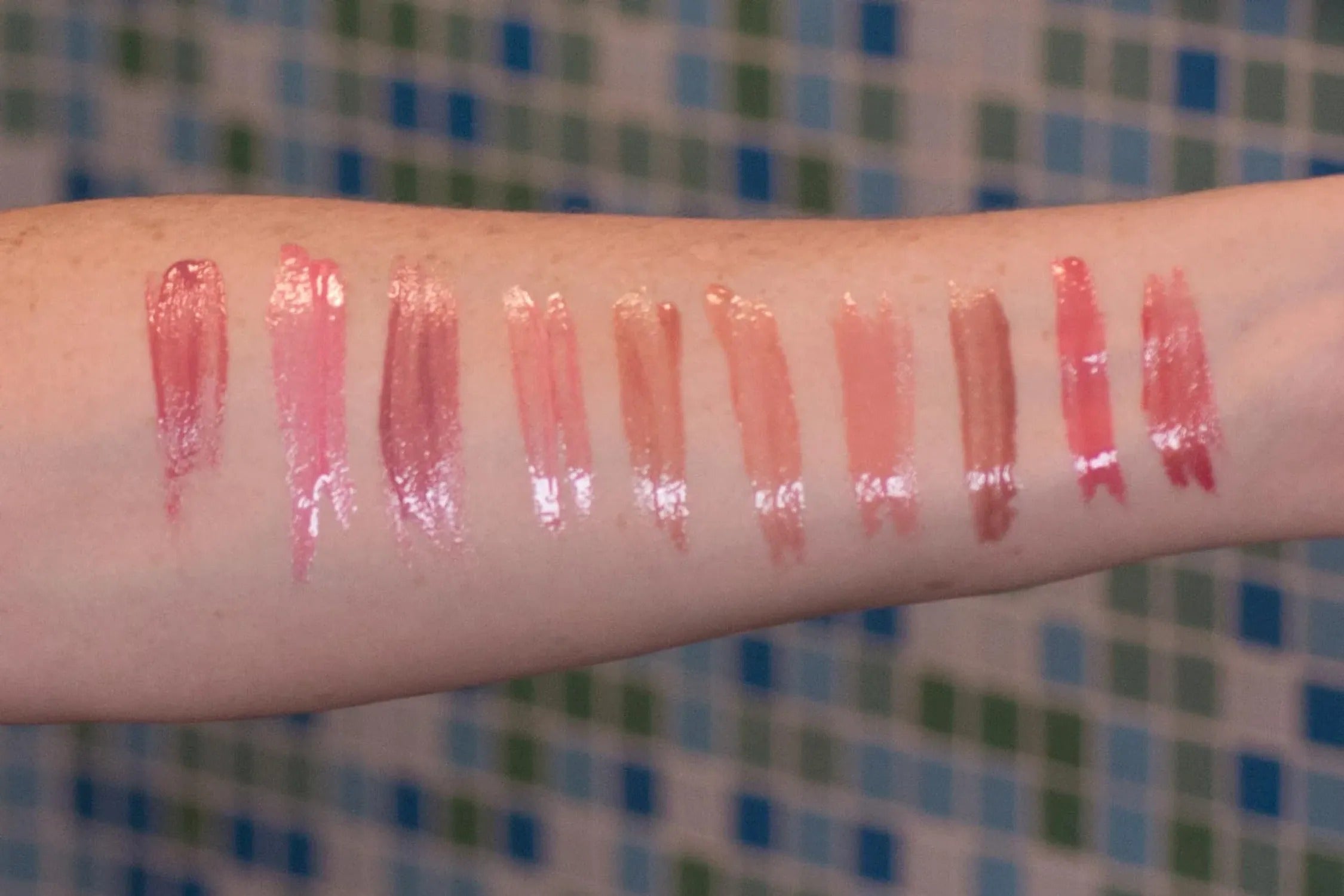 Mommy Makeup — Line Smoothing Lip Gloss | Paraben-free Plumping Gloss - Little Bo Pink