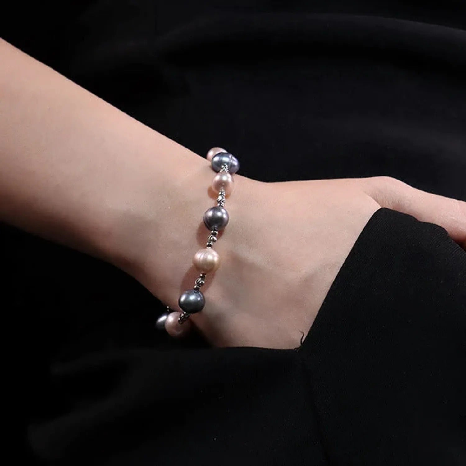 Natural Baroque Pearl Bracelet — Tahitian, Rose & Cream