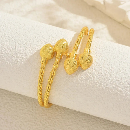 New Arrival Cross-border Light Luxury European American Women Hand Jewelry, Geometric Round Ball Design Premium Texture Cuff Bangle, Niche Versatile Daily Bracelet For Ladies
