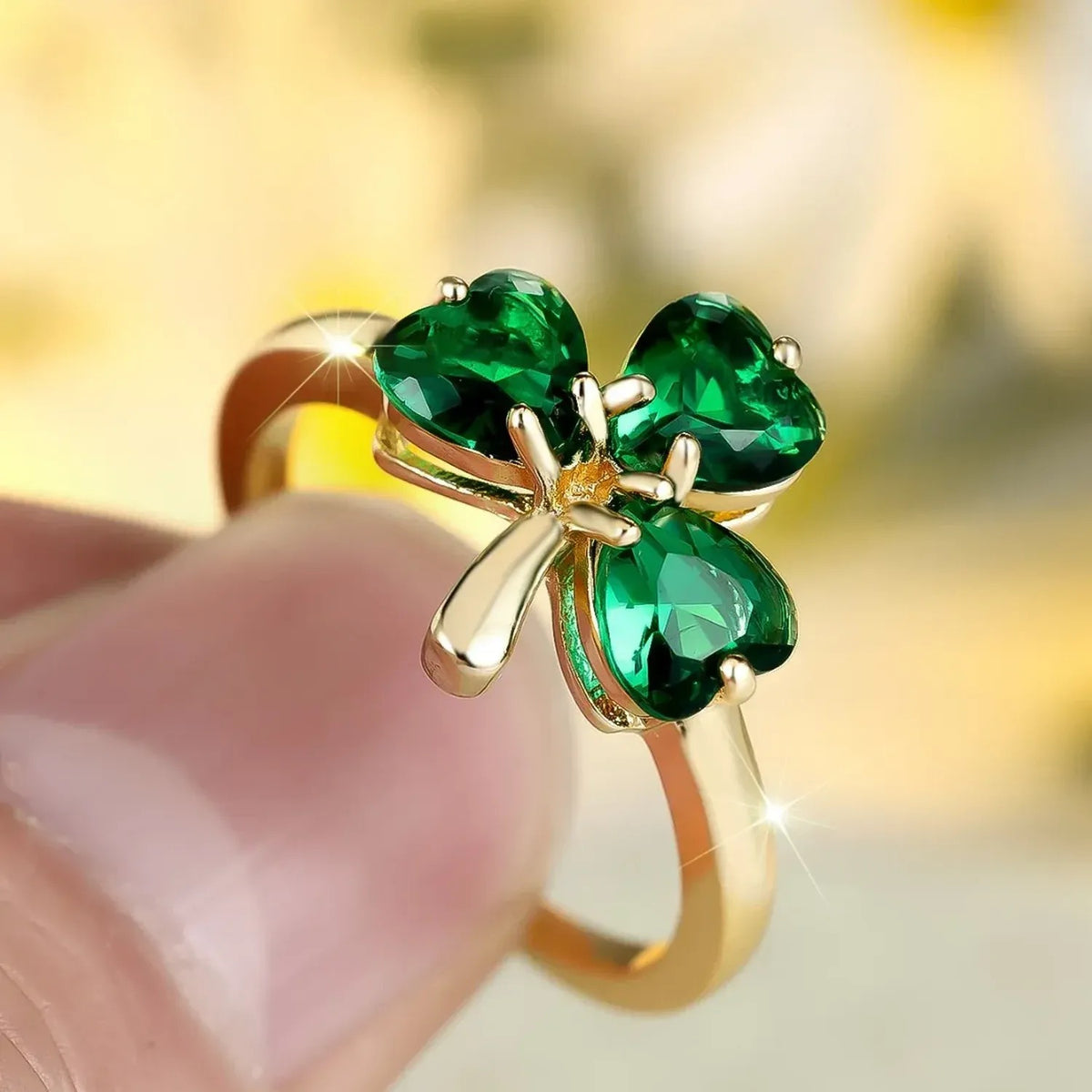 Niche-designed Gemstone-hued High-end Fingertip Accent Ring
