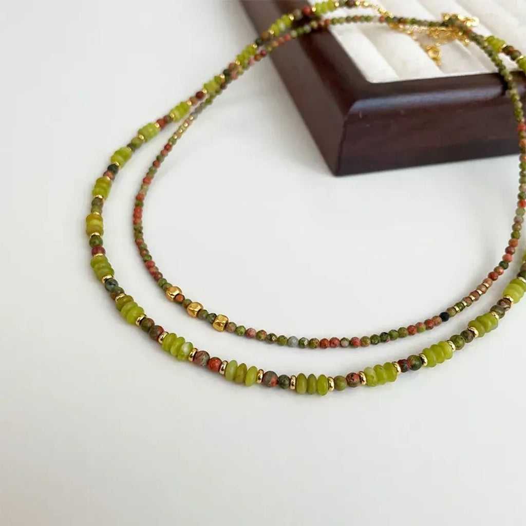 Women's Green Natural Stone Beaded Necklace Vintage Geometric Collarbone Jewelry Strand
