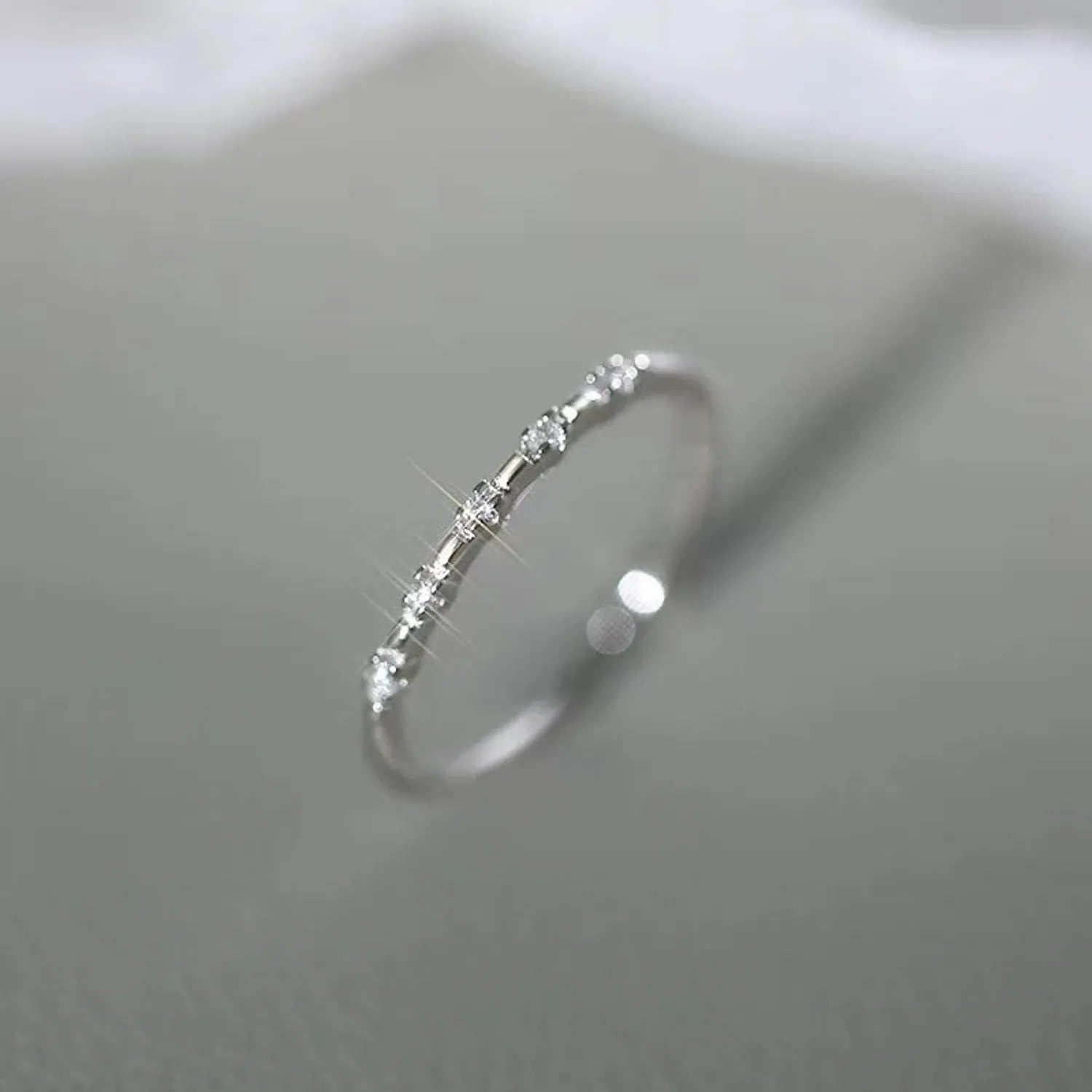 Rhinestone Index Finger Open Ring — Minimalist Light Luxury