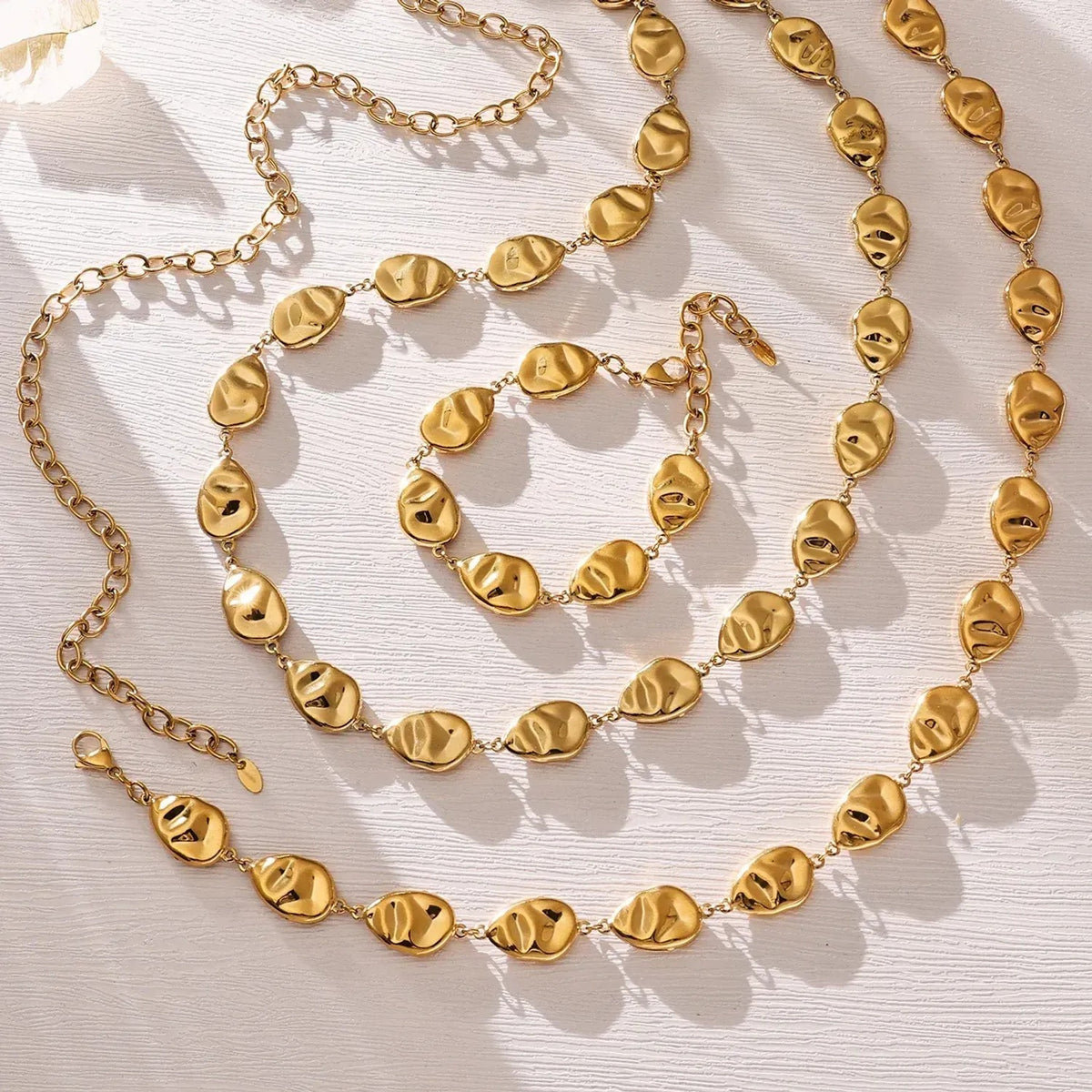 Textured Hollow Handmade Necklace For Women