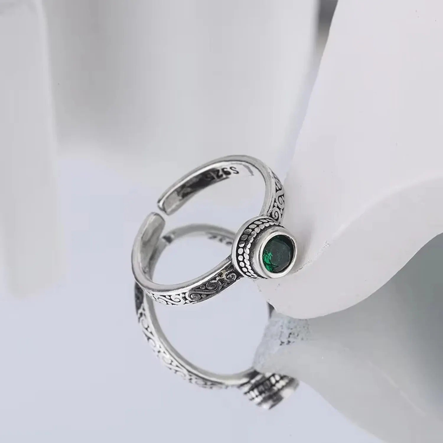 Vintage Green Zircon Open Ring — S925 Silver