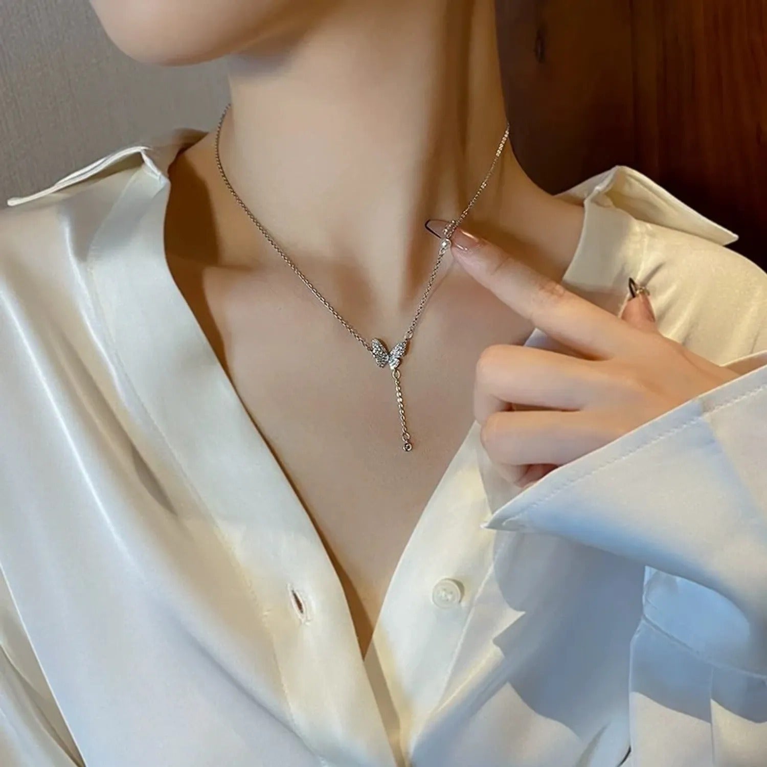 Weiyinge 999 Fine Silver Butterfly Tassel Necklace