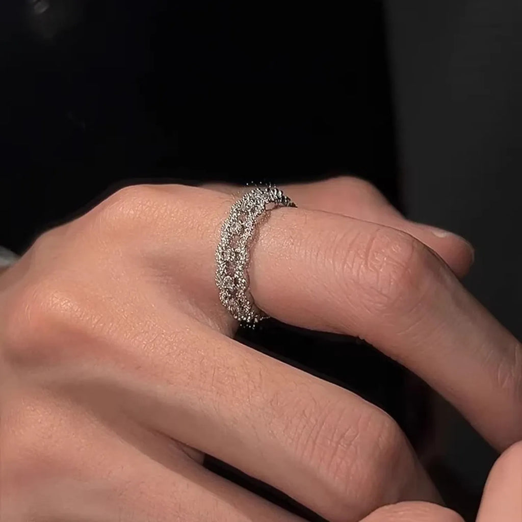 White Lace Full Diamond Hollowed Zircon Ring — Unisex