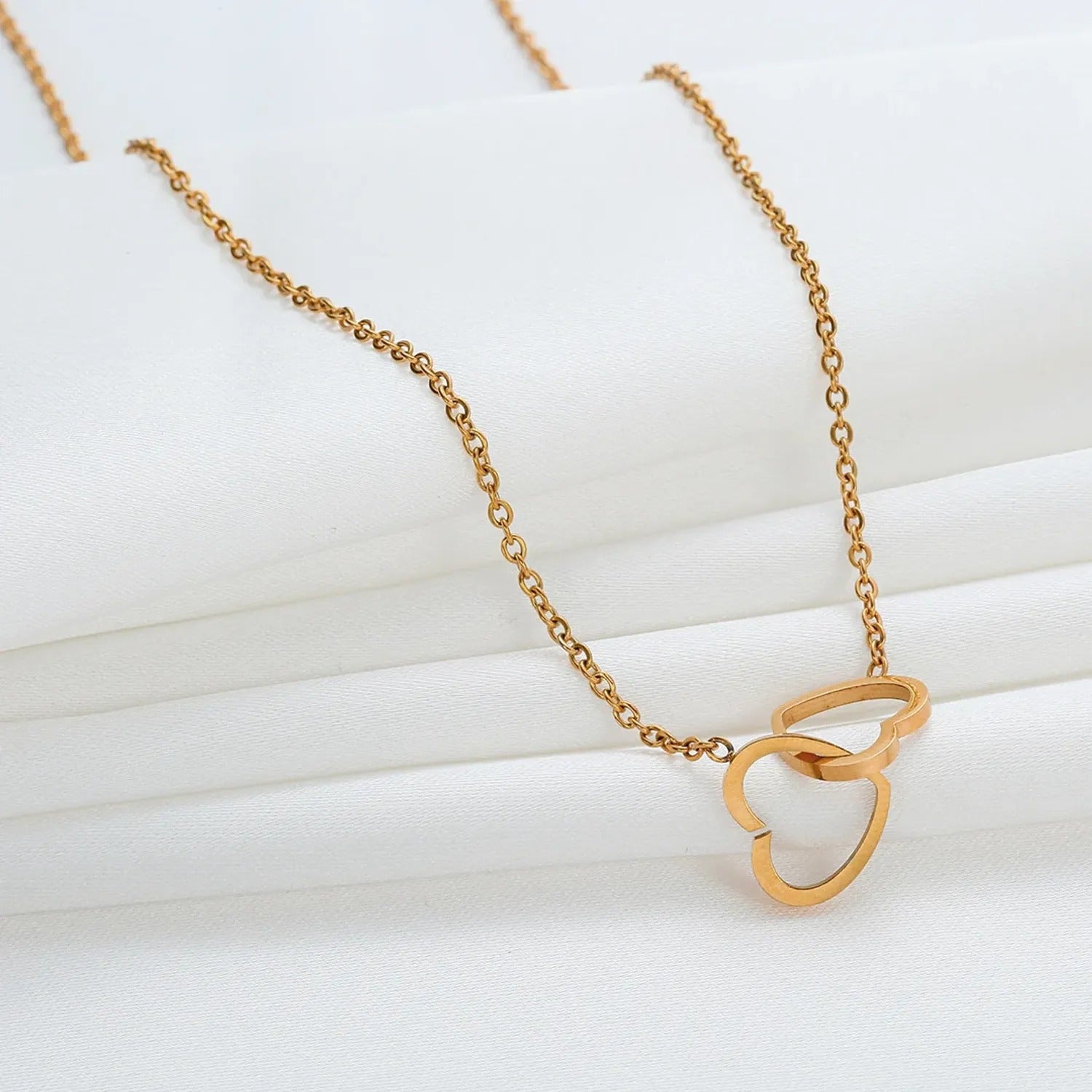 Xuan Xiao Chong Double Heart Necklace