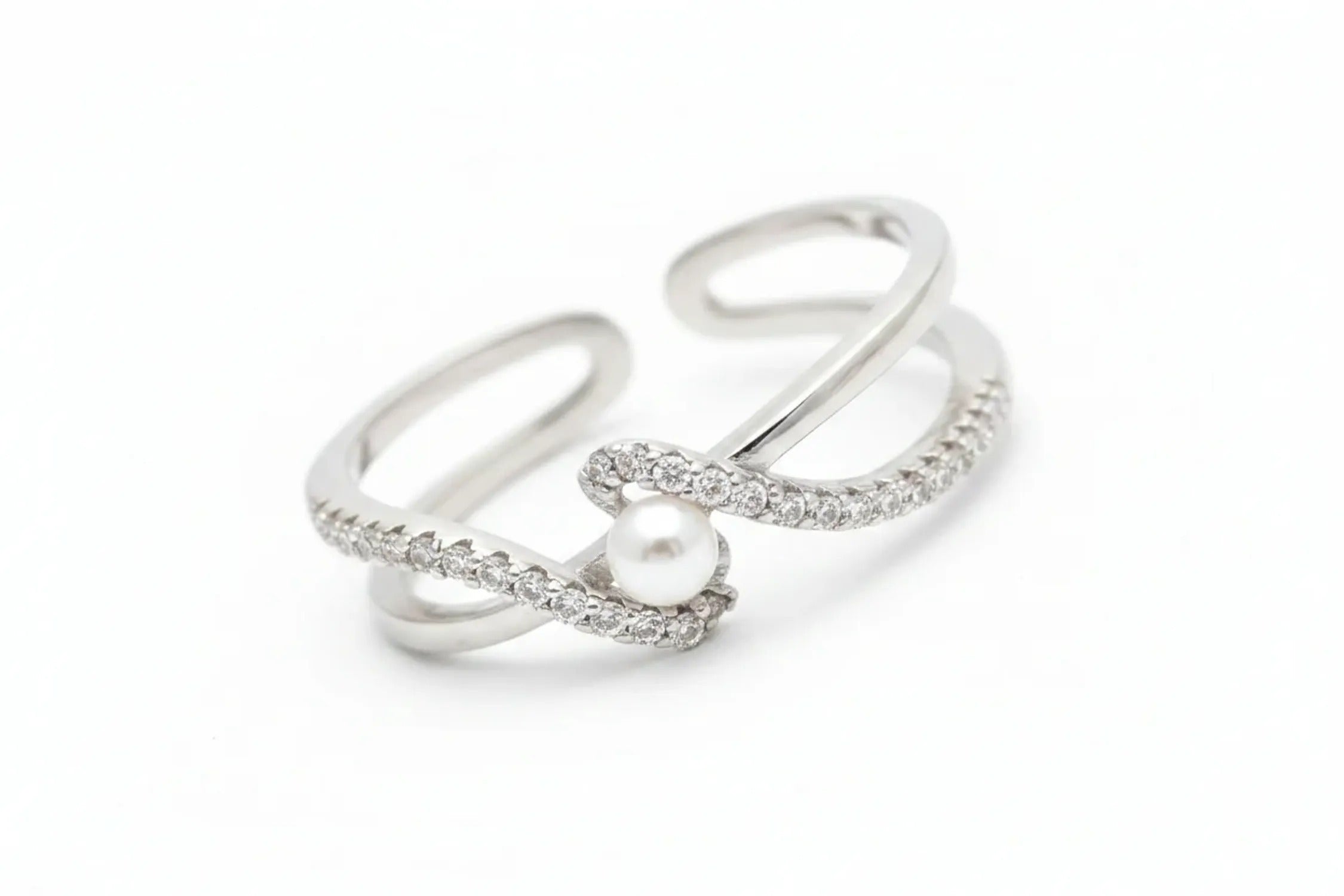 Xurri Cross-Design Pearl Open Index Finger Ring